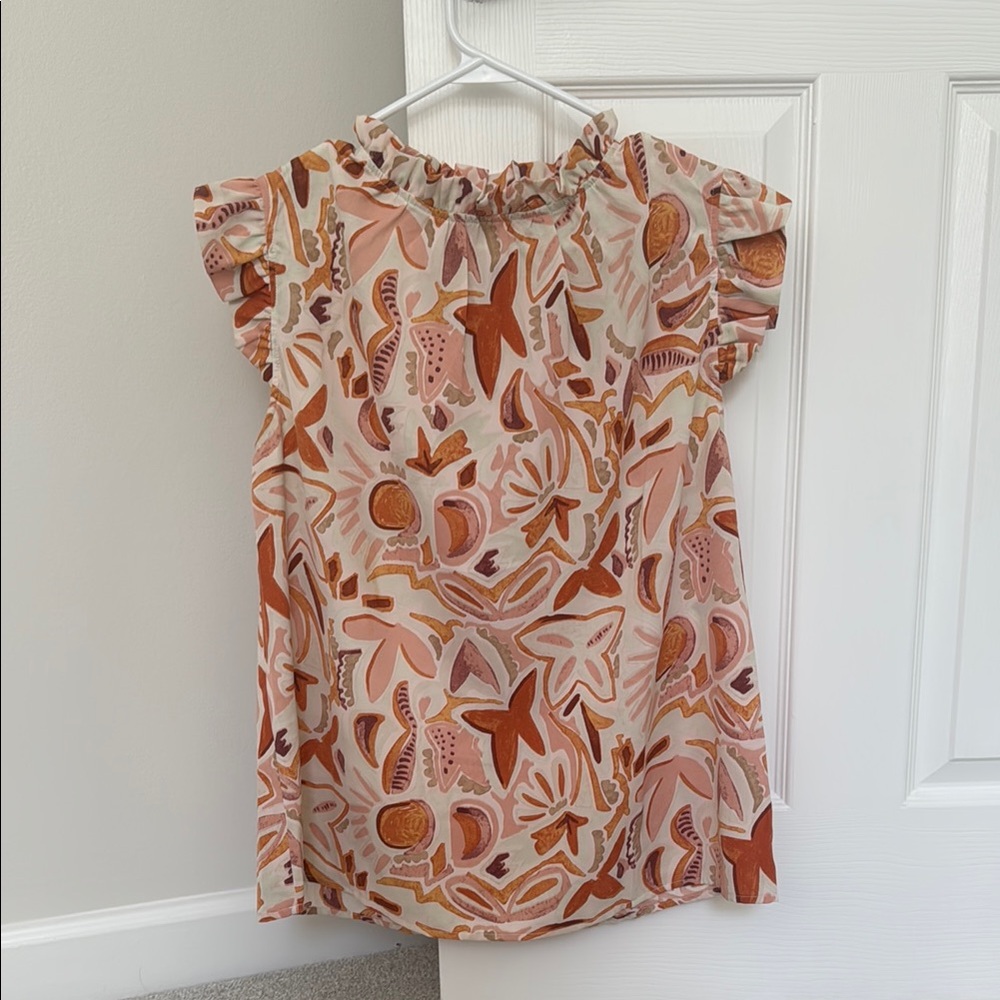 Patterned Cap/Ruffle Sleeve Shirt